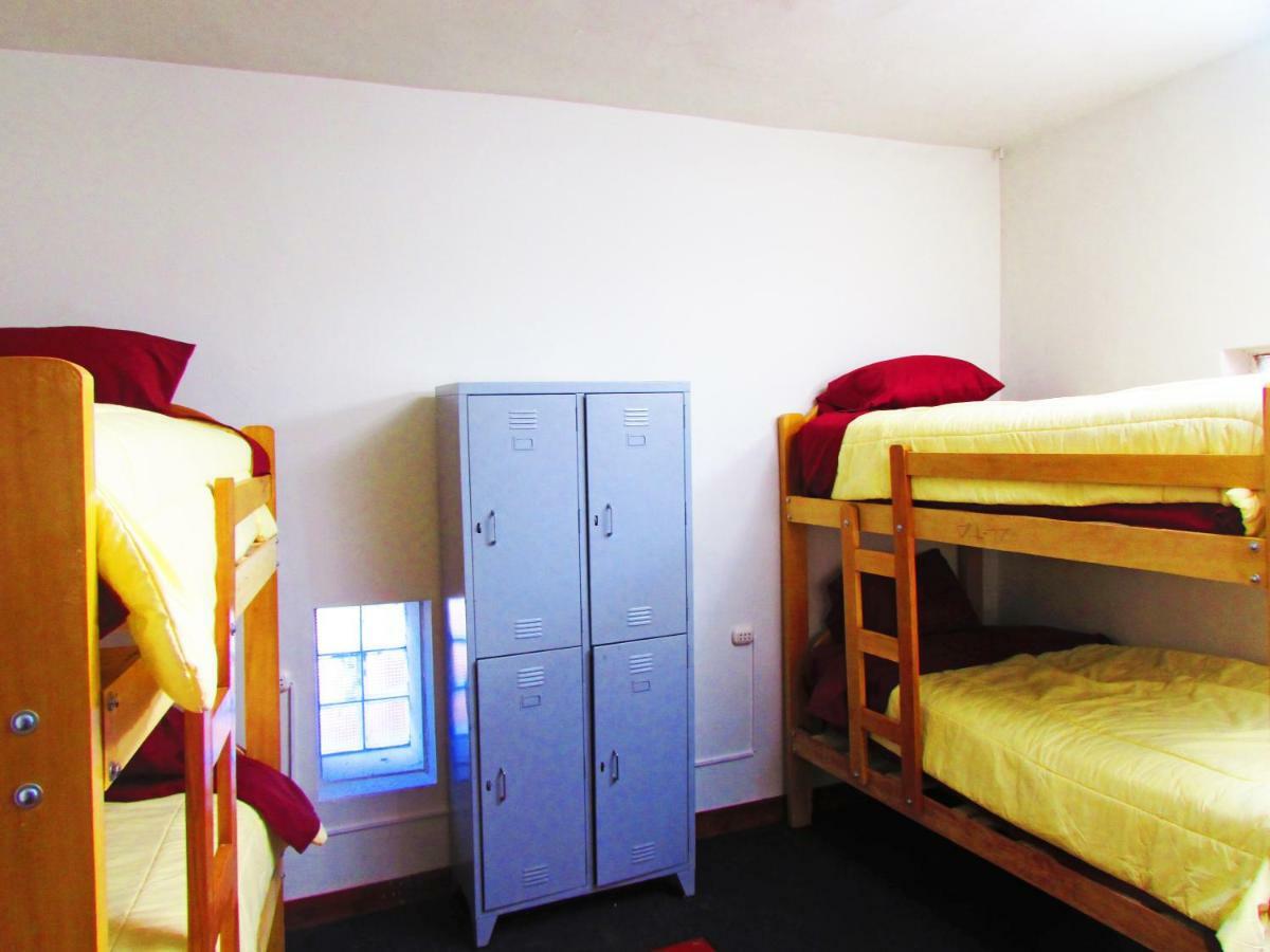 The Grasshopper Hostels Av Alta Куско Экстерьер фото