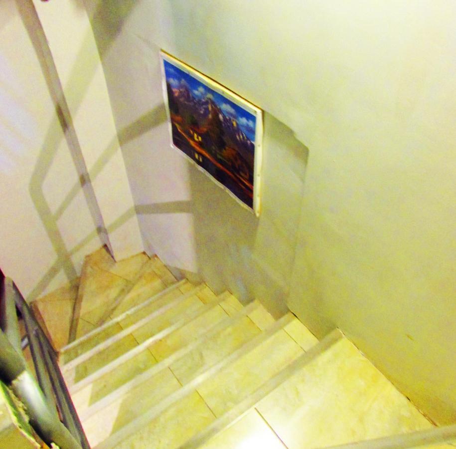The Grasshopper Hostels Av Alta Куско Экстерьер фото